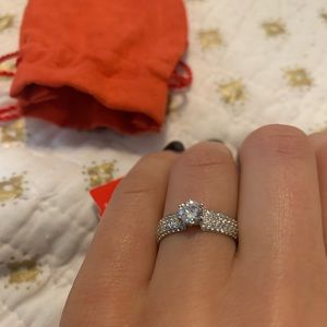 New designer Rare Silver ring and high quality diamond shape topazes